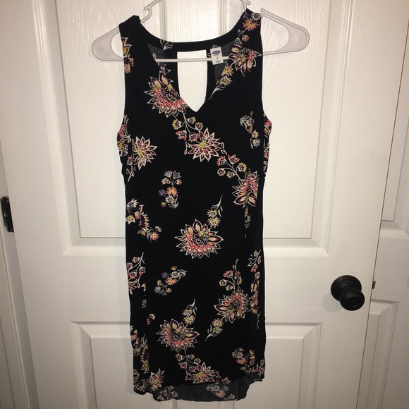 Like new sleeveless Old Navy Dress - Picture 1 of 3